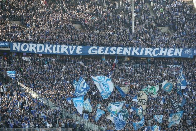 08 03 2025, xtgx, Soccer 2 Bundesliga, Hertha BSC Berlin FC Schalke 04 emspor, v l symbol photo, symbol image, symbol fans, spectators, audience, tribuene guest fans DFL DFB REGULATIONS PROHIBIT ANY USE OF PHOTOGRAPHS as IMAGE SEQUENCES and or QUASI VIDEO Berlin