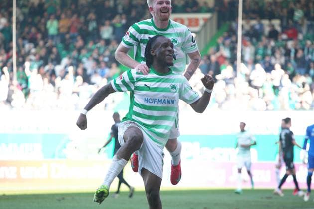 Futkeu Torjubel 1-0 , Greuther Fürth-1.FC Magdeburg , 2.Bundesliga, Spieltag 25, Fußball , in den Sportpark Ronhof Thomas Sommer Stadion , Fiürth , Bayern , Deutschland . März 08, 2025 . Photo by: Davide Elias Ipa Photo Pressefoto DENL Copyright: xDavidexEliasx