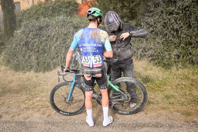 Belgian Stan Dewulf of Decathlon AG2R La Mondiale Team pictured after a crash during the men elite Strade Bianche one day cycling race, 213km from and to Siena, Italy on Saturday 08 March 2025. DIRKxWAEM  x114496410x