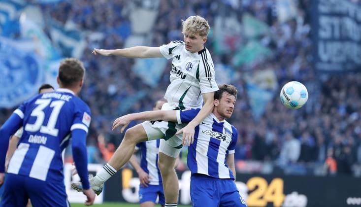 Peter Remmert, Pascal Klemens Duel Match Scene Action Sport Football Soccer DFL 2 Bundesliga Men 25 Matchday Season 2024 2025 08 03 2025 Hertha BSC Berlin vs FC Schalke 04 S04 DFL regulations prohibit any use of photographs as image sequences and or quasi video