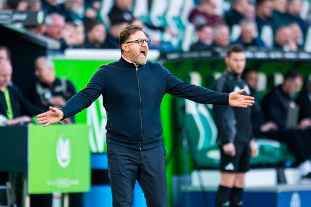08 03 2025 Soccer, 2024 2025, 1 Bundesliga, 25 Matchday, VfL Wolfsburg FC St Pauli Ralph Hasenhüttl Coach Wolfsburg DFL REGULATIONS PROHIBIT ANY USE OF PHOTOGRAPHS AS IMAGE SEQUENCES AND OR QUASI VIDEO Wolfsburg Lower Saxony Germany Volkswagen Arena