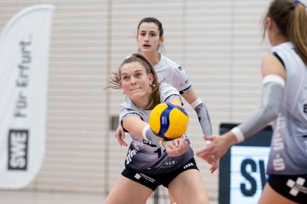1 Volleyball Bundesliga Women Schwarz Weiss Erfurt vs Allianz MTV Stuttgart Erfurt 08 03 2025 Pia Mohr 10 Schwarz Weiss Erfurt 1 Volleyball Bundesliga Women Schwarz Weiss Erfurt vs Allianz MTV Stuttgart Riethsporthalle Erfurt 08 03 2025 Copyright: xBEAUTIFULxSPORTS Duehringx
