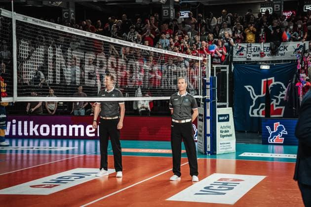Volleyball Men Season 2024 2025 Volleyball Bundesliga VBL SVG Lüneburg vs Berlin Recycling Volleys 08 03 2025 The referees of the match Lüneburg LKH Arena Niedersachsen Germany