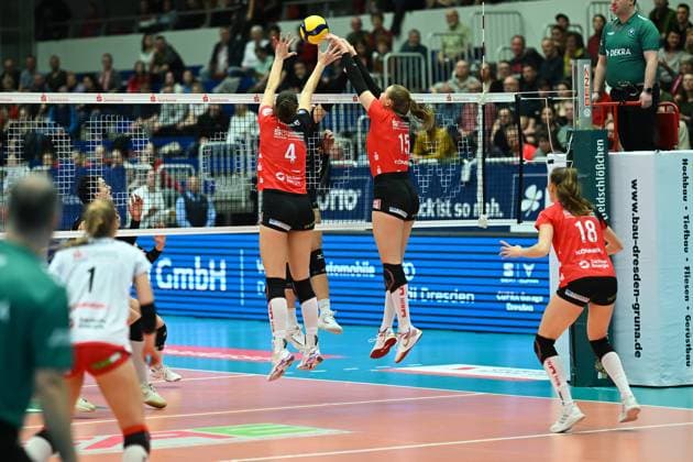 Nathalie Lemmens Dresdner SC, 4 Marta Kamelija Levinska Dresdner SC, 15 Dresdner SC vs Ladies in Black Aachen, 1 Volleyball Bundesliga Women, Season 2024 2025, 08 03 2025 Dresdner SC vs Ladies in Black Aachen, 1 Volleyball Bundesliga Women, Season 2024 2025, 08 03 2025 Dresden Copyright: xEibner-Pressefoto xHoepnerx EP_PHR