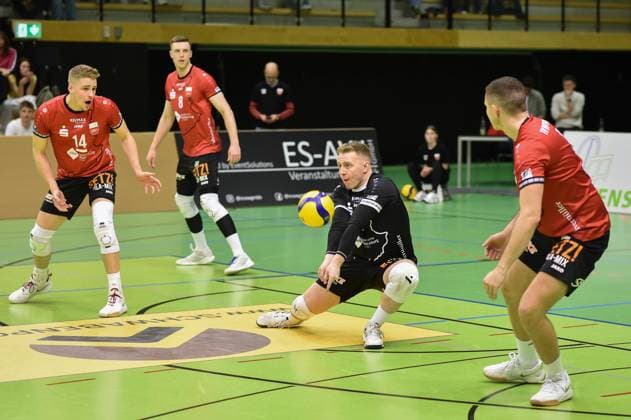 Johannes Elsaesser TV Rottenburg, 16 at the reception TV Rottenburg vs Blue Volleys Gotha, Volleyball, 2 Bundesliga Sued, 21 Matchday, Season 2024 2025, 08 03 2025, TV Rottenburg vs Blue Volleys Gotha, Volleyball, 2 Bundesliga Sued, 21 Matchday, Season 2024 2025, 08 03 2025 Rottenburg Copyright: xEibner-Pressefoto RalphxKunzex EP_RKE