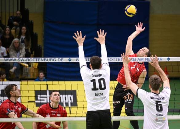 Volleyball 2 Bundesliga season 2024 2025 08 03 2025 TV Rottenburg Blue Volleys Gotha Moritz Rauber right, TV Rottenburg and Jan Huber left, TV Rottenburg