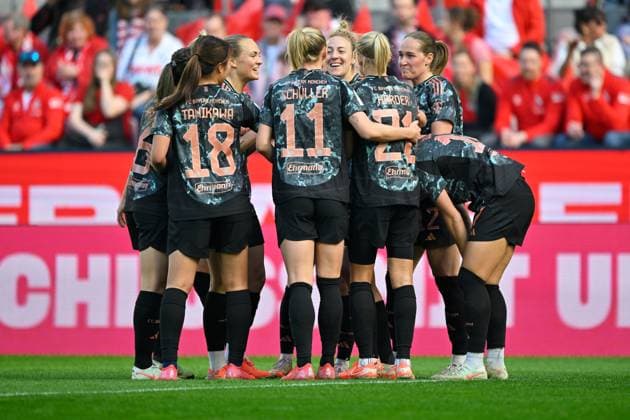 Koeln, Rheinenergiestadion, 09 03 25, GER, Frauen, Google Pixel Frauen Bundesliga, Saison 2024 2025, 1 FC Koeln FC Bayern Muenchen Bild Carolin SIMON Bayern jubilates after her goal to 0 1 DFL regulations prohibit any use of photographs as image sequences and or quasi video NRW Germany