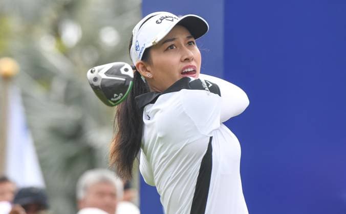 (250309) -- LINGSHUI, March 9, 2025 -- Jeeno Thitikul of Thailand plays a shot during the fourth round of the Blue Bay LPGA, Golf Damen golf tournament in Lingshui, south China s Hainan Province, March 9, 2025. ) (SP)CHINA-HAINAN-LINGSHUI-GOLF-BLUE BAY LPGA (CN) YangxGuanyu 