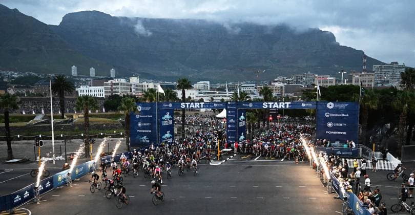 (250309) -- CAPE TOWN, March 9, 2025 -- Cyclists start during the 2025 Cape Town Cycle Tour in Cape Town, South Africa, March 9, 2025. (Photo by Xinhua) (SP)SOUTH AFRICA-CAPE TOWN-CYCLING-CAPE TOWN CYCLE TOUR XabisoxMkhabela 