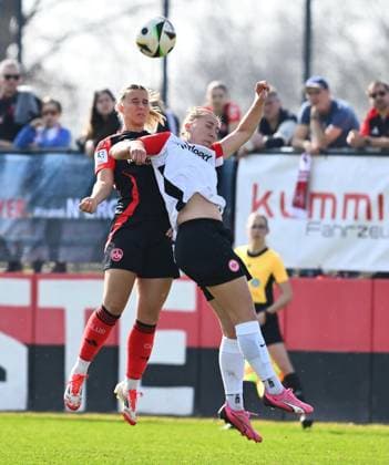 09 03 2025 Soccer Season 2024 2025 2 Women Soccer Bundesliga 17 Matchday 1 FC Nürnberg FCN Club Clubfrauen Eintracht Frankfurt II Sportfoto Zink xwoxzix Meret Günster Guenster 66, 1 FC Nürnberg FCN Johanna Berg 18, Eintracht Frankfurt II , right