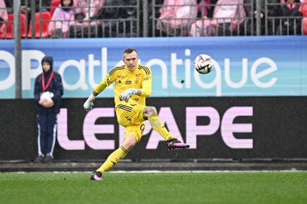 Stade Brestois 29 v Angers SCO - Ligue 1 McDonald s 2024 2025 40 Marco BIZOT (sb29) during the Ligue 1 McDonald s match between Brest and Angers at Stade Francis-Le Ble on March 9, 2025 in Brest, France. Brest France  Copyright: xFEPx 776293011