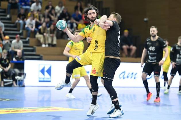 Pouya Norouzi VfL Eintracht Hagen, 7 Ivar Stavast HC Elbflorenz 2006, 23 HC Elbflorenz 2006 vs VfL Eintracht Hagen, 2 Handball Bundesliga Men, Season 2024 2025, 09 03 2025 HC Elbflorenz 2006 vs VfL Eintracht Hagen, 2 Handball Bundesliga Men, Season 2024 2025, 09 03 2025 Dresden Copyright: xEibner-Pressefoto xHoepnerx EP_PHR