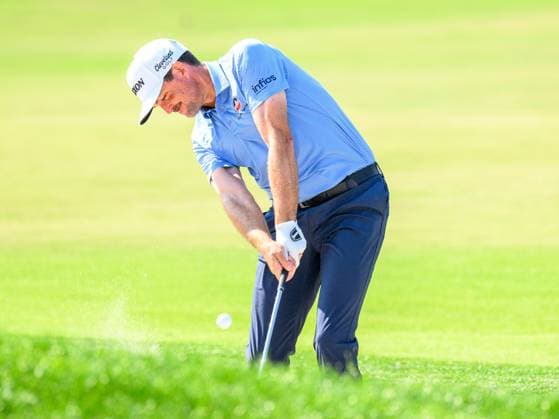 March 9, 2025: Keegan Bradley hits from the bunker on the 1st fairway during final round of the Arnold Palmer Invitational presented by Mastercard held at Arnold Palmer s Bay Hill Club & Lodge in Orlando, FL. Romeo T Guzman CSM Orlando USA - ZUMAcg2_ 20250309_faf_cg2_025 Copyright: xRomeoxGuzmanx
