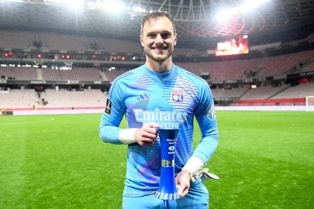 OGC Nice v Olympique Lyonnais - Ligue 1 McDonald s 2024 2025 01 Lucas PERRI (ol) during the Ligue 1 McDonald s match between Nice and Lyon at Allianz Riviera Stadium on March 9, 2025 in Nice, France. Nice France  Copyright: xFEPx 776292988