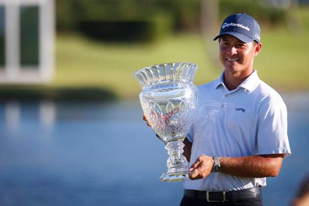 Sport Themen der Woche KW10 Sport Bilder des Tages Puerto Rico Open 2025 - Final Round Karl Vilips of Australia poses with the winner s trophy after winning the Puerto Rico Open 2025 at Grand Reserve Golf Club on March 09, 2025 in Rio Grande, Puerto Rico. San Juan Puerto Rico  Copyright: xEdgardoxMedinax originalFilename:medinamillan-notitle250309_np67z.jpg