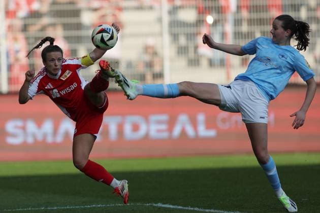 1. FC Union Berlin vs SG 99 Andernach Second Women s Bundesliga Lisa Heiseler of Union Berlin competes for the ball during the match of Second Women s Bundesliga between 1. FC Union Berlin vs SG 99 Andernach at der Alten Försterei Stadium on March 9, 2025 in Berlin, Germany. Berlin der Alten Försterei Stadium Germany Copyright: xMaryamxMajdx