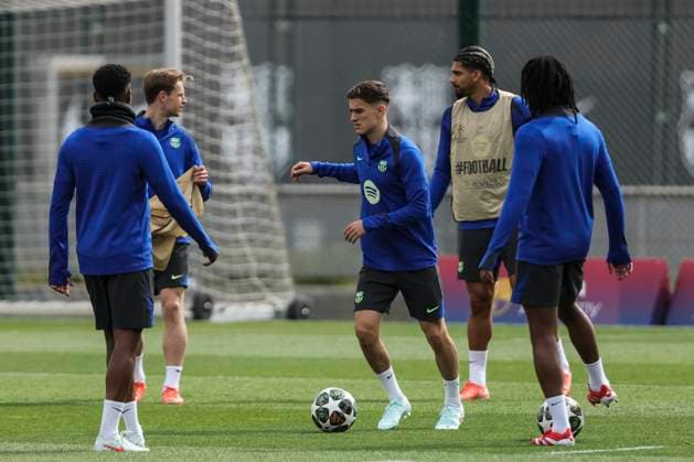 March 10, 2025, Sant Joan Despi, Barcelona, SPAIN: Pablo Martin Gavira Gavi during the training day of FC Barcelona, Barca ahead UEFA Champions League, football match against SL Benfica at Ciudad Esportiva Joan Gamper on March 10, 2025 in Sant Joan Despi, Barcelona, Spain. Sant Joan Despi SPAIN - ZUMAa181 20250310_zaa_a181_017 Copyright: xJavierxBorregox