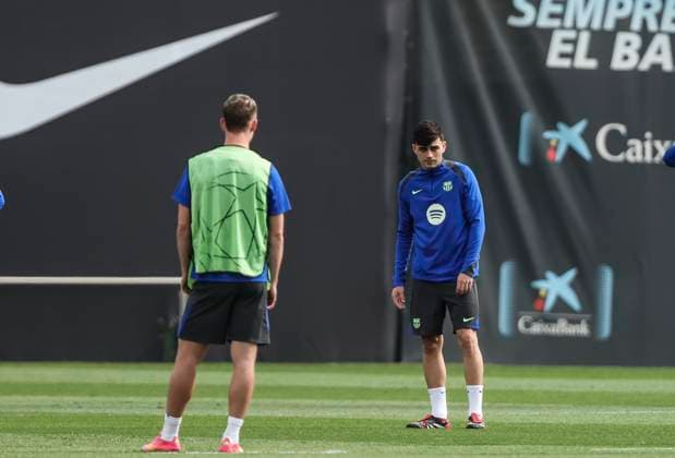 March 10, 2025, Sant Joan Despi, Barcelona, SPAIN: Pedro Gonzalez Pedri during the training day of FC Barcelona, Barca ahead UEFA Champions League, football match against SL Benfica at Ciudad Esportiva Joan Gamper on March 10, 2025 in Sant Joan Despi, Barcelona, Spain. Sant Joan Despi SPAIN - ZUMAa181 20250310_zaa_a181_018 Copyright: xJavierxBorregox