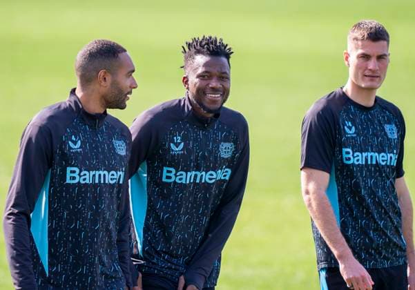 from left to right Jonathan Tah Bayer 04 Leverkusen, 4 , Edmond Tapsoba Bayer 04 Leverkusen, 12 and Patrik Schick Bayer 04 Leverkusen, 14 10 03 2025, Final training Bayer 04 Leverkusen before the second leg of the Champions League Bayer Leverkusen FC Bayern Munich Bundesliga, GER, Leverkusen, BayArena DFL regulations prohibit any use of photographs as image sequences and or quasi video Copyright: HMBxMedia xMarcoxBader