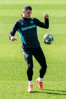 UEFA Champions League, final training Bayer 04 Leverkusen 10 03 2025 Granit Xhaka Bayer 04 Leverkusen, 34 on the ball UEFA Champions League round of 16 second leg, final training Bayer 04 Leverkusen before the match against FC Bayern Munich Leverkusen, Ulrich Haberland Stadion on 10 03 2025 Copyright: xBEAUTIFULxSPORTS Wunderlx
