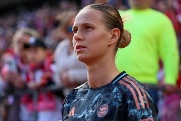 Football, Women, FC Bayern Munich, Klara Bühl extends contract until 2027