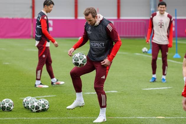 Harry Kane (FC Bayern Muenchen, 09) mit Ball, GER, Abschlusstraining, FC Bayern Muenchen, Fussball, UEFA Champions League, Achtelfinale Rueckspiel, Saison 2024 2025, 10.03.2025, GER, Abschlusstraining, FC Bayern Muenchen, Fussball, UEFA Champions League, Achtelfinale Rueckspiel, Saison 2024 2025, 10.03.2025 Muenchen Copyright: xEibner-Pressefoto JennixMaulx EP_JML