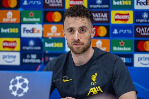 Football - UEFA Champions League - Round of 16 2nd Leg - Liverpool FC v Paris Saint-Germain - MD-1 LIVERPOOL, ENGLAND - Monday, March 10, 2025: Liverpool s Diogo Jota during a press conference, PK, Pressekonferenz at Anfield ahead of the UEFA Champions League Round of 16 2nd Leg match between Liverpool FC and Paris Saint-Germain. (Photo by David Rawcliffe Propaganda) LIVERPOOL Anfield MERSEYSIDE ENGLAND  Copyright: xDavidxRawcliffex P2025-03-10-Liverpool_PSG_MD-1-69