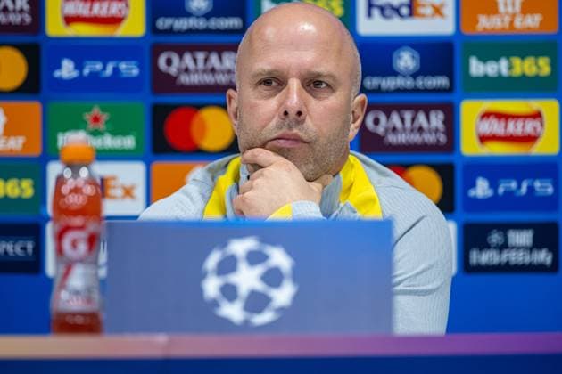 Football - UEFA Champions League - Round of 16 2nd Leg - Liverpool FC v Paris Saint-Germain - MD-1 LIVERPOOL, ENGLAND - Monday, March 10, 2025: Liverpool s head coach Arne Slot during a press conference, PK, Pressekonferenz at Anfield ahead of the UEFA Champions League Round of 16 2nd Leg match between Liverpool FC and Paris Saint-Germain. (Photo by David Rawcliffe Propaganda) LIVERPOOL Anfield MERSEYSIDE ENGLAND  Copyright: xDavidxRawcliffex P2025-03-10-Liverpool_PSG_MD-1-92