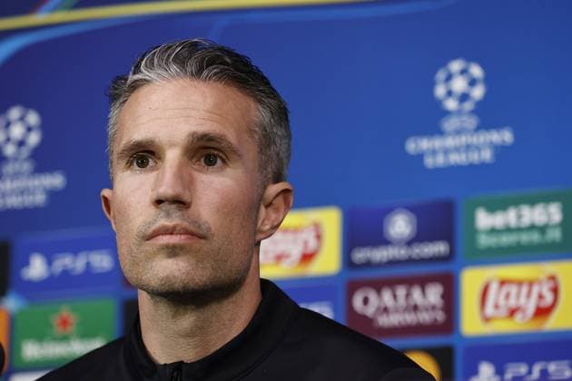 MILAN - Feyenoord coach Robin van Persie during the press conference, PK, Pressekonferenz at the San Siro stadium ahead of the return match in the Champions League eighth finals against Internazionale. ANP MAURICE VAN STEEN netherlands out - belgium out Milaan xVIxxIVx 522061280 originalFilename: 0806997279st.jpg