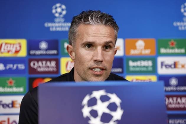 MILAN - Feyenoord coach Robin van Persie during the press conference, PK, Pressekonferenz at the San Siro stadium ahead of the return match in the Champions League eighth finals against Internazionale. ANP MAURICE VAN STEEN netherlands out - belgium out Milaan xVIxxIVx 522061500 originalFilename: 0806997611st.jpg