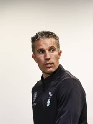 MILAN - Feyenoord coach Robin van Persie during the press conference, PK, Pressekonferenz at the San Siro stadium ahead of the return match in the Champions League eighth finals against Internazionale. ANP MAURICE VAN STEEN netherlands out - belgium out Milaan xVIxxIVx 522061542 originalFilename: 0806997672st.jpg