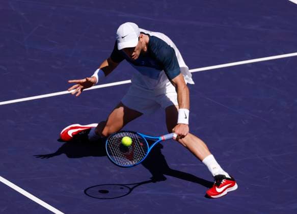 March 10, 2025 Jack Draper (GBR) returns a shot against Jenson Brooksby during the 2025 BNP Paribas Open at Indian Wells Tennis Garden in Indian Wells, California. Mandatory Photo Credit: CSM Indian Wells United States of America - ZUMAc04_ 20250310_zma_c04_006 Copyright: xCharlesxBausx