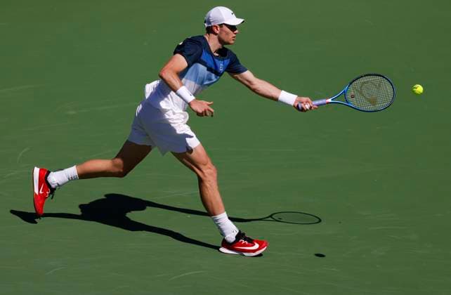 March 10, 2025 Jack Draper (GBR) returns a shot against Jenson Brooksby during the 2025 BNP Paribas Open at Indian Wells Tennis Garden in Indian Wells, California. Mandatory Photo Credit: CSM Indian Wells United States of America - ZUMAc04_ 20250310_zma_c04_011 Copyright: xCharlesxBausx