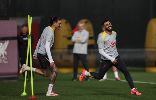 Liverpool Champions League Training 10.3.2025. Liverpool Champions League Training, Axa Training Centre, Liverpool. Mo Salah and Darwin Nunez.  Copyright: xBradleyxOrmesherx NINTCHDBPICT000978801763