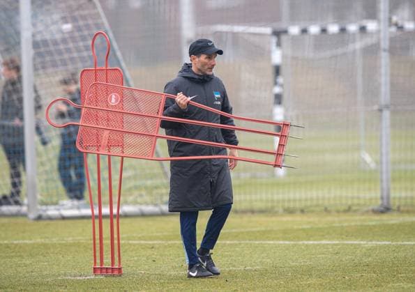 Soccer, Men, Season 2024 25, 2 Bundesliga, Hertha BSC, Training, Coach Stefan Leitl Hertha BSC , 11 03 2025, Copyright: xSebastianxRäppold MatthiasxKochx