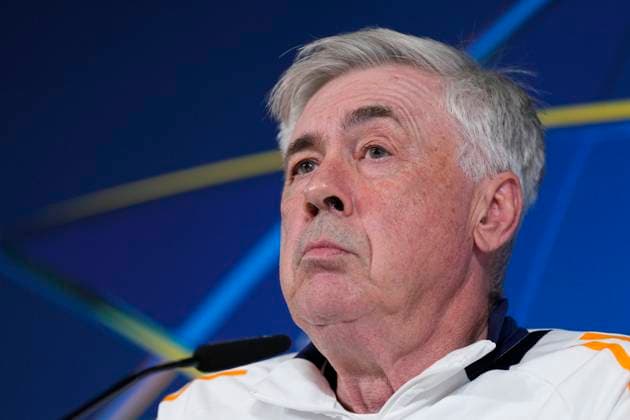 March 11, 2025, Valdebebas, Madrid, SPAIN: Carlo Ancelotti, head coach of Real Madrid, attends his press conference, PK, Pressekonferenz during the training day of Real Madrid ahead the UEFA Champions League, Round of 16 second round, football match against Atletico de Madrid at Ciudad Deportiva Real Madrid on March11, 2025, in Valdebebas, Madrid, Spain. Valdebebas SPAIN - ZUMAa181 20250311_zaa_a181_020 Copyright: xOscarxJ.xBarrosox
