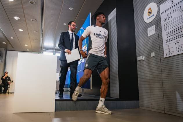 UEFA Champions League 2024 25 Round of 16 Second Leg: Real Madrid CF Training Session and press conference, PK, Pressekonferenz Aurelien Tchouameni of Real Madrid CF seen leaving the press room during the UEFA Champions League 2024 25 League Round of 16 Second Leg Training Session And Press Conference at Ciudad Real Madrid on March 03, 2025 in Madrid, Spain. Valdebebas Ciudad Real Madrid Madrid Spain Copyright: xAlbertoxGardinx AGardin_20250311_Football_Champions_Real_PC_41