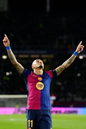 FC Barcelona, Barca v SL Benfica - UEFA Champions League 2024 25 Round of 16 Second Leg Raphinha right winger of Barcelona and Brazil celebrates after scoring his sides second goal during the UEFA Champions League 2024 25 Round of 16 Second Leg match between FC Barcelona and SL Benfica at Estadi Olimpic Lluis Companys on March 11, 2025 in Barcelona, Spain. Barcelona Spain  Copyright: xJosexBretonx originalFilename:bretonhernandez-fcbarcel250311_npQbG.jpg