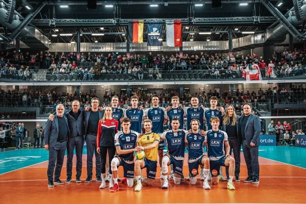 Volleyball Men Season 2024 2025 CEV Champions League 2025 Quarterfinals CLVM 097 SVG Lüneburg GER vs Aluron CMC Warta Zawiercie POL 11 03 2025 The team of SVG Lüneburg Lüneburg LKH Arena Niedersachsen Germany