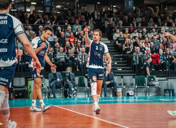 Volleyball Men Season 2024 2025 CEV Champions League 2025 Quarterfinals CLVM 097 SVG Lüneburg GER vs Aluron CMC Warta Zawiercie POL 11 03 2025 Michael Patrick Wright 3 SVG Lüneburg cheers Lüneburg LKH Arena Niedersachsen Germany