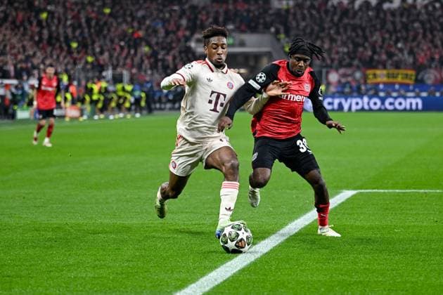 11 03 2025, Football UEFA Champions League 2024 2025, Round of 16, Bayer 04 Leverkusen FC Bayern München, in the BayArena, Kingsley Coman FC Bayern München , Jeremie Frimpong Bayer Leverkusen DFL and DFB regulations prohibit any use of photographs as image sequences and or quasi video