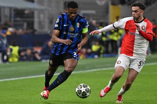 Denzel Dumfries of FC Inter in action during the UEFA Champions League round of 16 second leg match between Inter FC Internazionale and Feyenoord Rotterdam, on 10 of March 2025, at Giuseppe Meazza San Siro Siro stadium in Milan, Italy  Copyright: xTizianoxBallabio IPAxSportx xipa-agency.netx xx IPA_55221736 IPA_Agency_IPA55221736