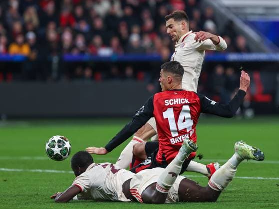 March 11, 2025, Leverkusen, Nrw, Germany: DAYOT UPAMECANO (Bayern Mo¼nchen, 2), LEON GORETZKA (Bayern Mo¼nchen, 8) and PATRICK SCHICK (Bayer 04 Leverkusen, 14) fights for ball, during the UEFA Champions League round of 16, 2nd leg match between Bayer 04 Leverkusen and Bayern Mo¼nchen at the BayArena Stadium. Leverkusen Germany - ZUMAb275 20250311_zsp_b275_013 Copyright: xGabrielxBoiax