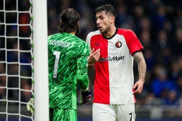 UEFA Champions League: FC Internationale Milan v Feyenoord Milan - FC Inter Milan goalkeeper Yann Sommer, Jakub Moder of Feyenoord during the 2nd leg of the round of 16 of new format of the Champions League 2024 2025. The match is set between FC Internationale Milan and Feyenoord at Giuseppe Meazza San Siro on 11 March 2025 in Milan, Italy. Copyright: xTomxBodex