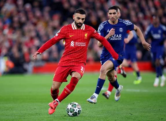 Liverpool FC v Paris Saint-Germain - UEFA Champions League 2024 25 Round of 16 Second Leg Mohamed Salah of Liverpool and Achraf Hakimi of Paris Saint-Germain challenge during the UEFA Champions League 2024 25 UEFA Champions League 2024 25 Round of 16 Second Leg match between Liverpool FC and Paris Saint-Germain at Anfield on March 11, 2025 in Liverpool, England. Liverpool Anfield England United Kingdom Copyright: xedxSykes Sportsphoto APLx 14060885