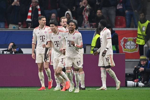 11 03 2025, xjrdrx, Football UEFA Champions League, Bayer 04 Leverkusen Bayern München v l Bayern after goal to 0 1 by Harry Kane Muenchen, 9 Jubel, Torjubel, jubiliert über das Tor, celebrate the goal, celebration DFL DFB REGULATIONS PROHIBIT ANY USE OF PHOTOGRAPHS as IMAGE SEQUENCES and or QUASI VIDEO Leverkusen