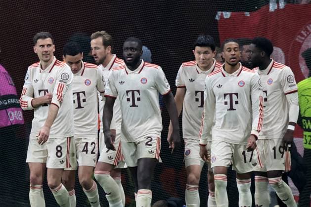 The players of FC Bayern Munich celebrate the goal to 0 1 by Harry Kane FC Bayern Munich during the round of 16 second leg of the UEFA Champions League season 2024 25 Bayer Leverkusen FC Bayern Munich Copyright Thomas Pakusch Copyright: Thomas Pakusch