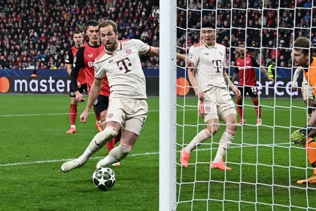 11 03 2025, xsltx, Football UEFA Champions League, Bayer 04 Leverkusen Bayern Munich v l Goal for 0 1 by Harry Kane Muenchen, 9 DFL DFB REGULATIONS PROHIBIT ANY USE OF PHOTOGRAPHS as IMAGE SEQUENCES and or QUASI VIDEO Leverkusen