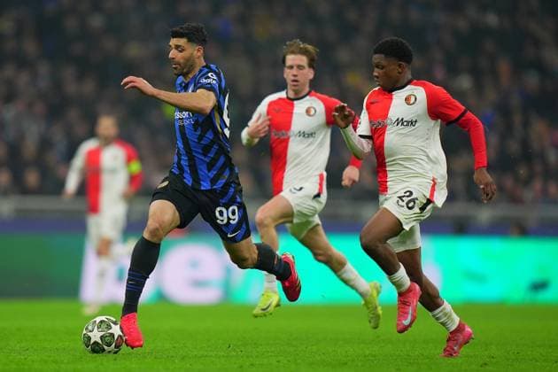 Inter Milan s Mehdi Taremi during the Uefa Champions League soccer match between Inter and Feyenoord at the San Siro Stadium in Milan, north Italy - Tuesday , March 11 , 2025. - Soccer .  Copyright: xSpada LaPressex