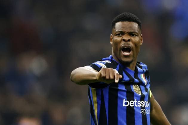 MILAN - Denzel Dumfries of FC Internazionale Milano during the UEFA Champions League match between Internazionale Milano and Feyenoord at the San Siro stadium on March 11, 2025 in Milan, italy. ANP MAURICE VAN STEEN UEFA Champions League 2024 25 Round of 16 Second Leg 2024 25 xVIxANPxSportx xxANPxIVx 522149214 originalFilename: 522149214.jpg